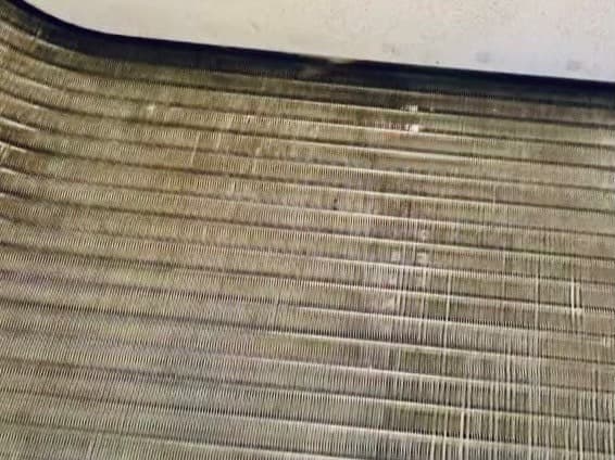 施工後:熱交換器のフィン